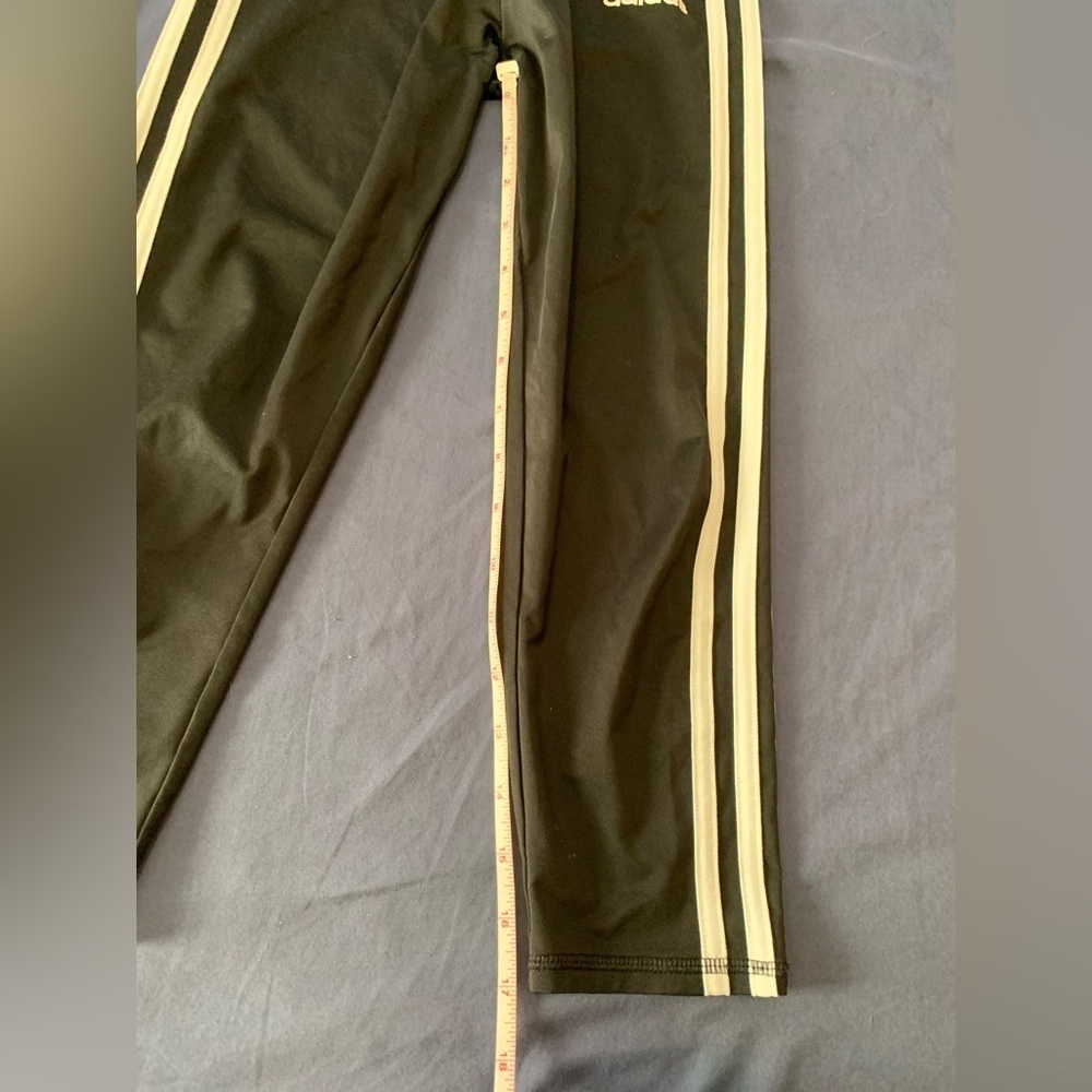 Adidas Size 10/12 Black Three 3 Stripe Warm-Up Exercise Sweat Active Wear Pants - Picture 2 of 7